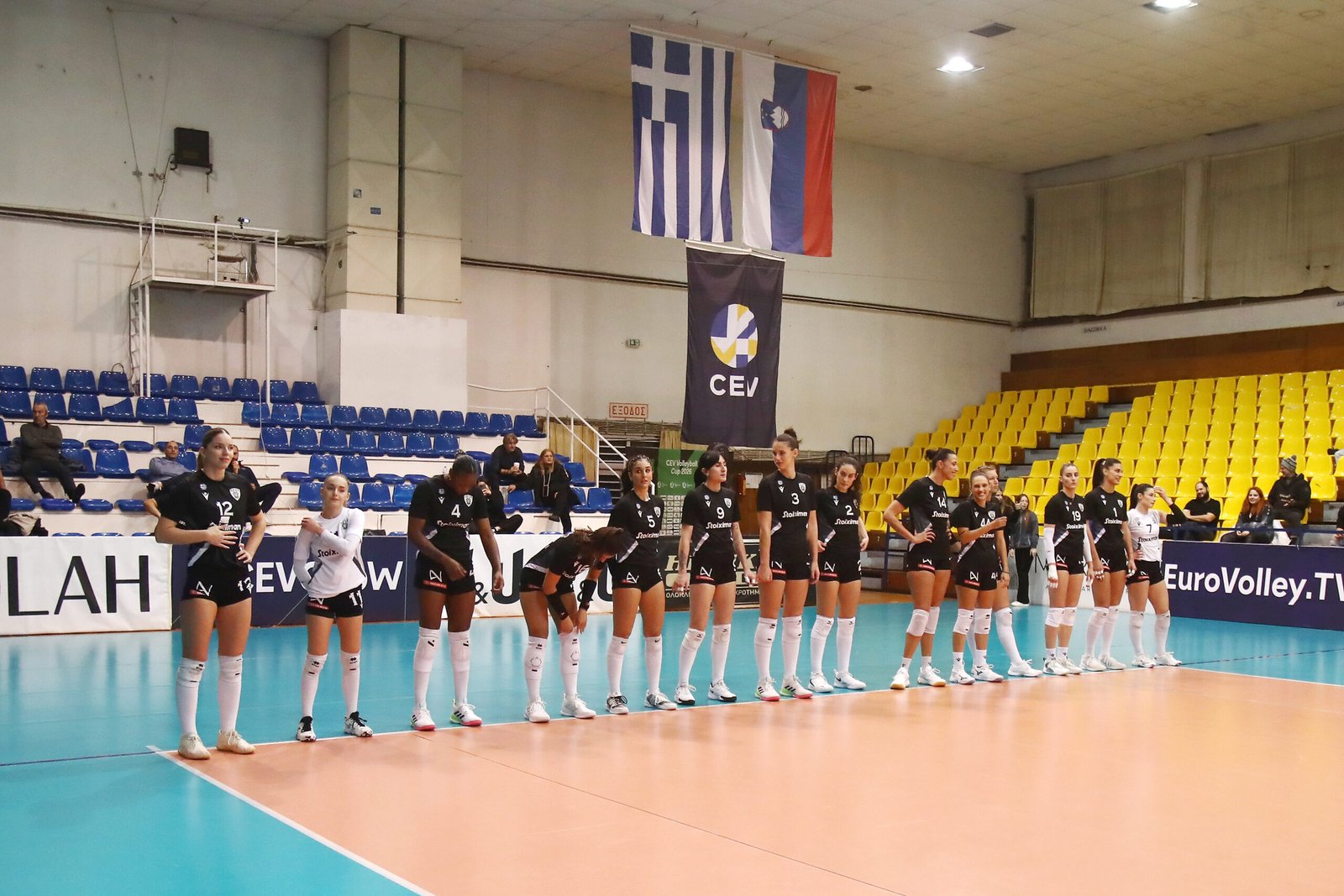 «Στροφή» στις εγχώριες υποχρεώσεις…