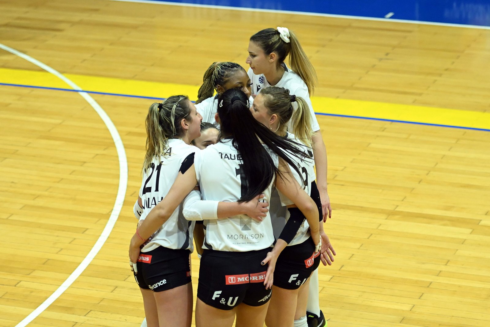 «Λύγισε» στο τάι-μπρέικ...